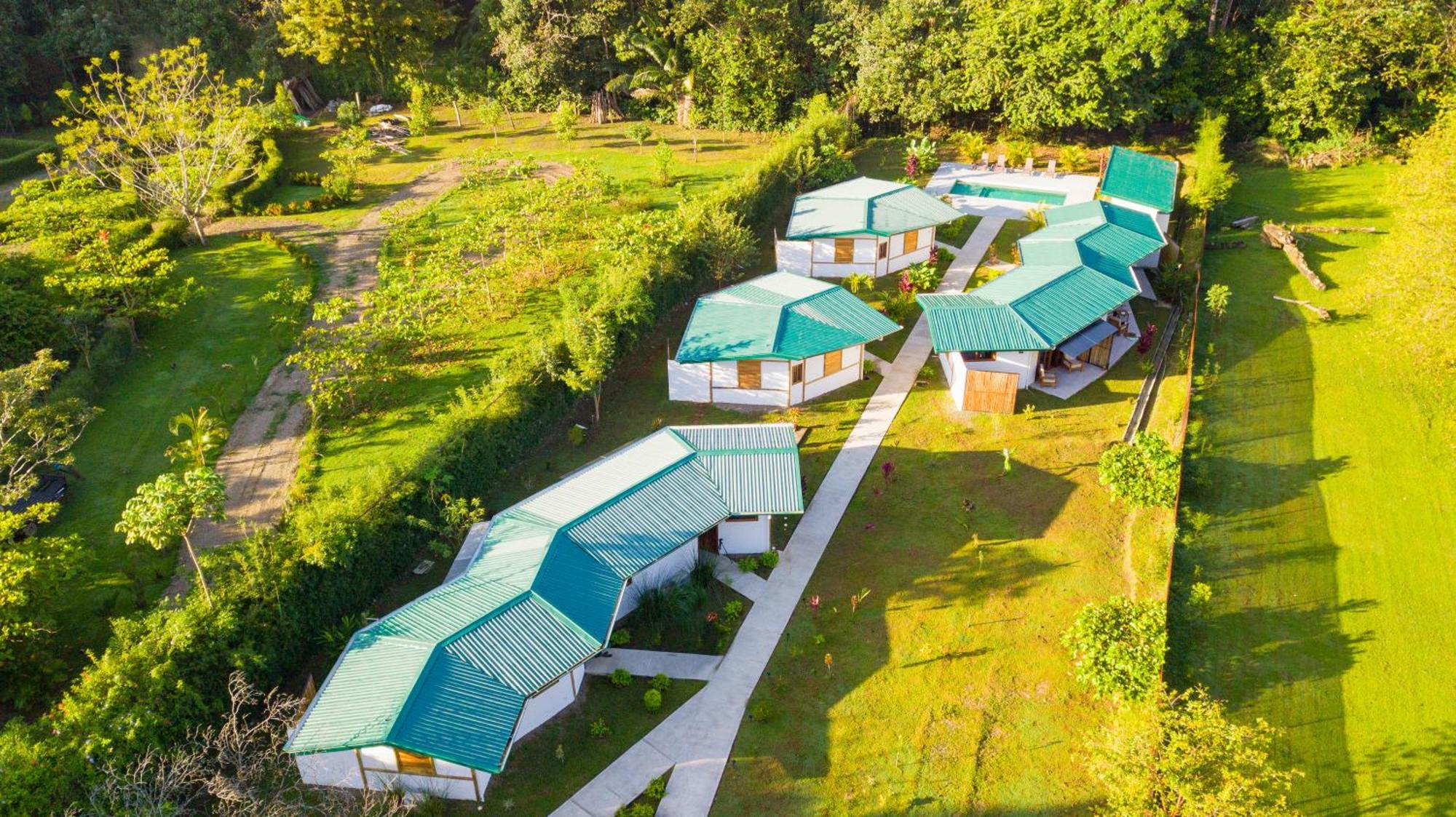 Bambura Bahia Villas อูวีตา ภายนอก รูปภาพ